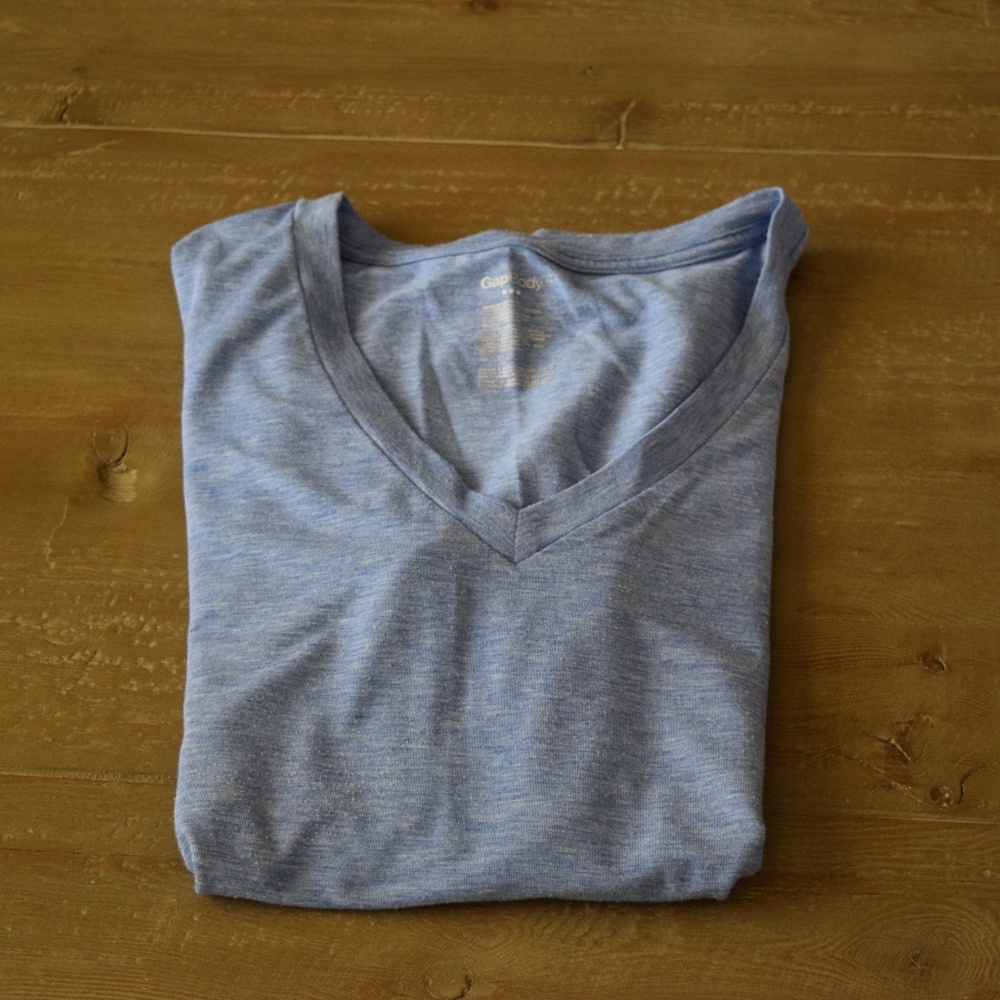GapBody Workout Top - Size M- Blue